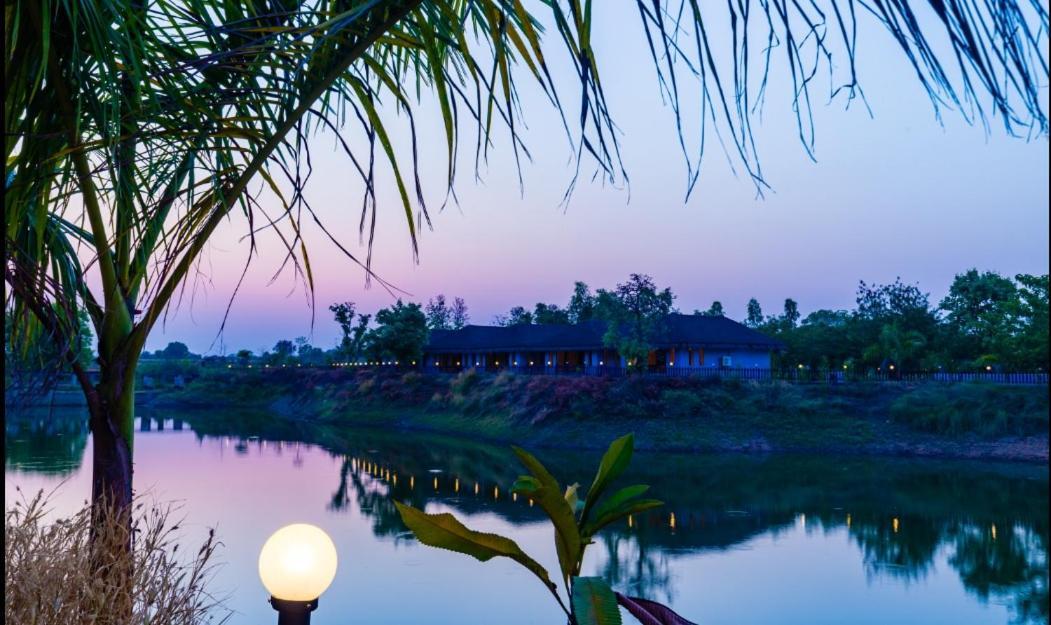 Mayur The Karma Hotel Seoni  Exterior photo